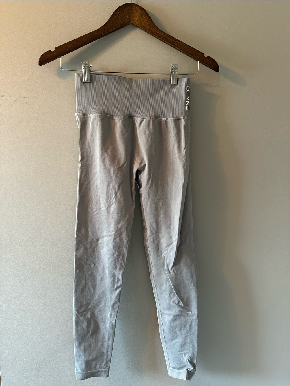 DFYNE Dynamic Leggings - Light Gray
